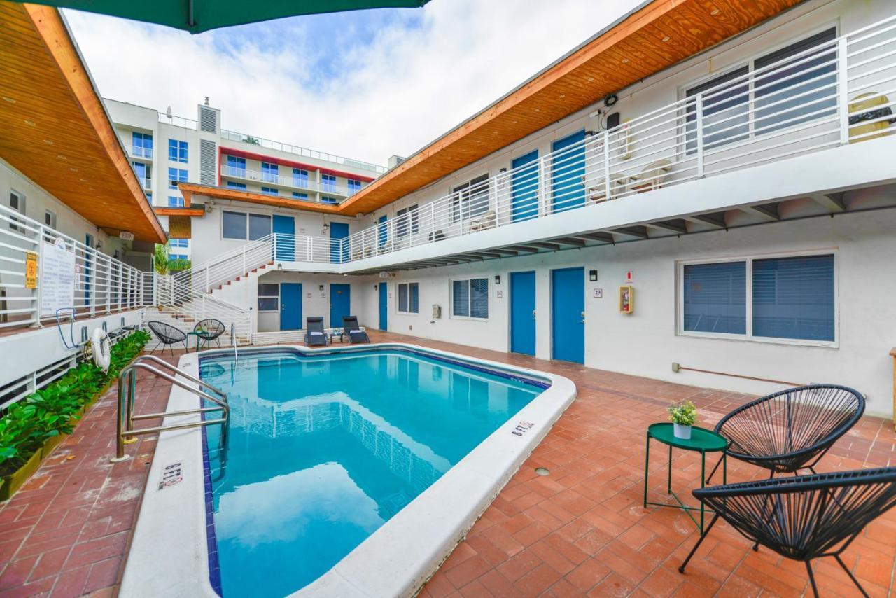 Cozy 1 Bedroom With Pool Steps From The Beach #41 ฮอลลีวูด ภายนอก รูปภาพ